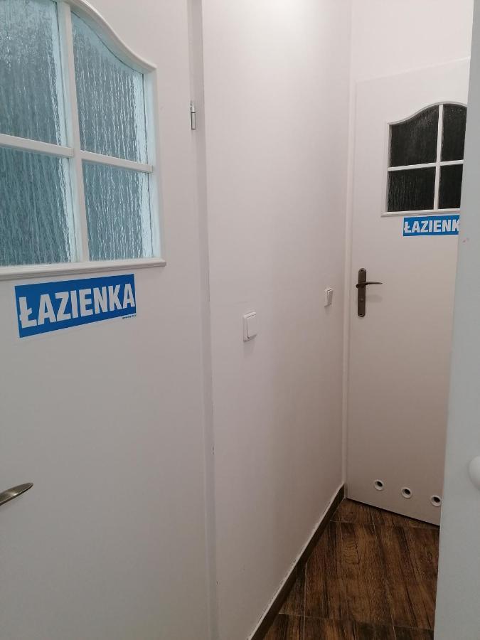 Hostel Tulip - Pokoj Jednoosobowy Nr 3 Ze Wspolna Lazienka I Kuchnia Stettino Esterno foto